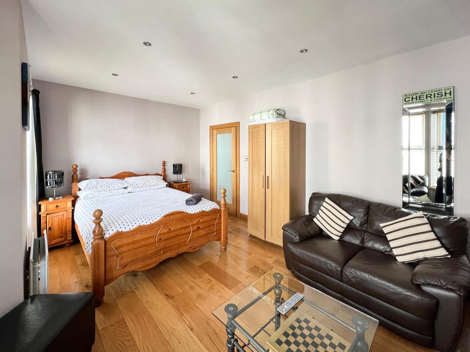 The Blue House Villa Portrush Exterior photo